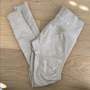 XS Alphalete Aero Leggings